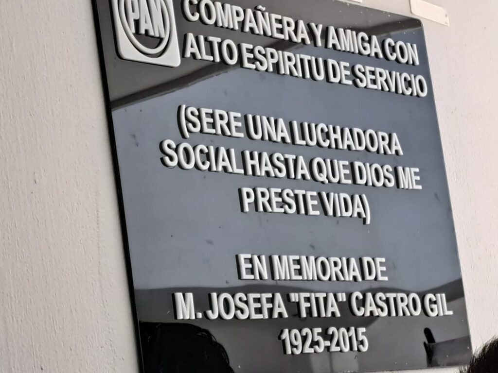 homenaje póstumo a la activista social Fita Castro