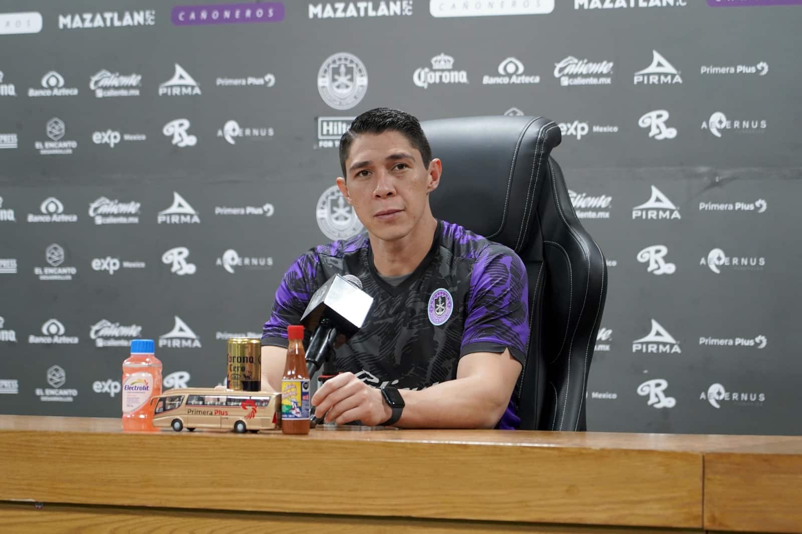 Hugo González, en rueda de prensa