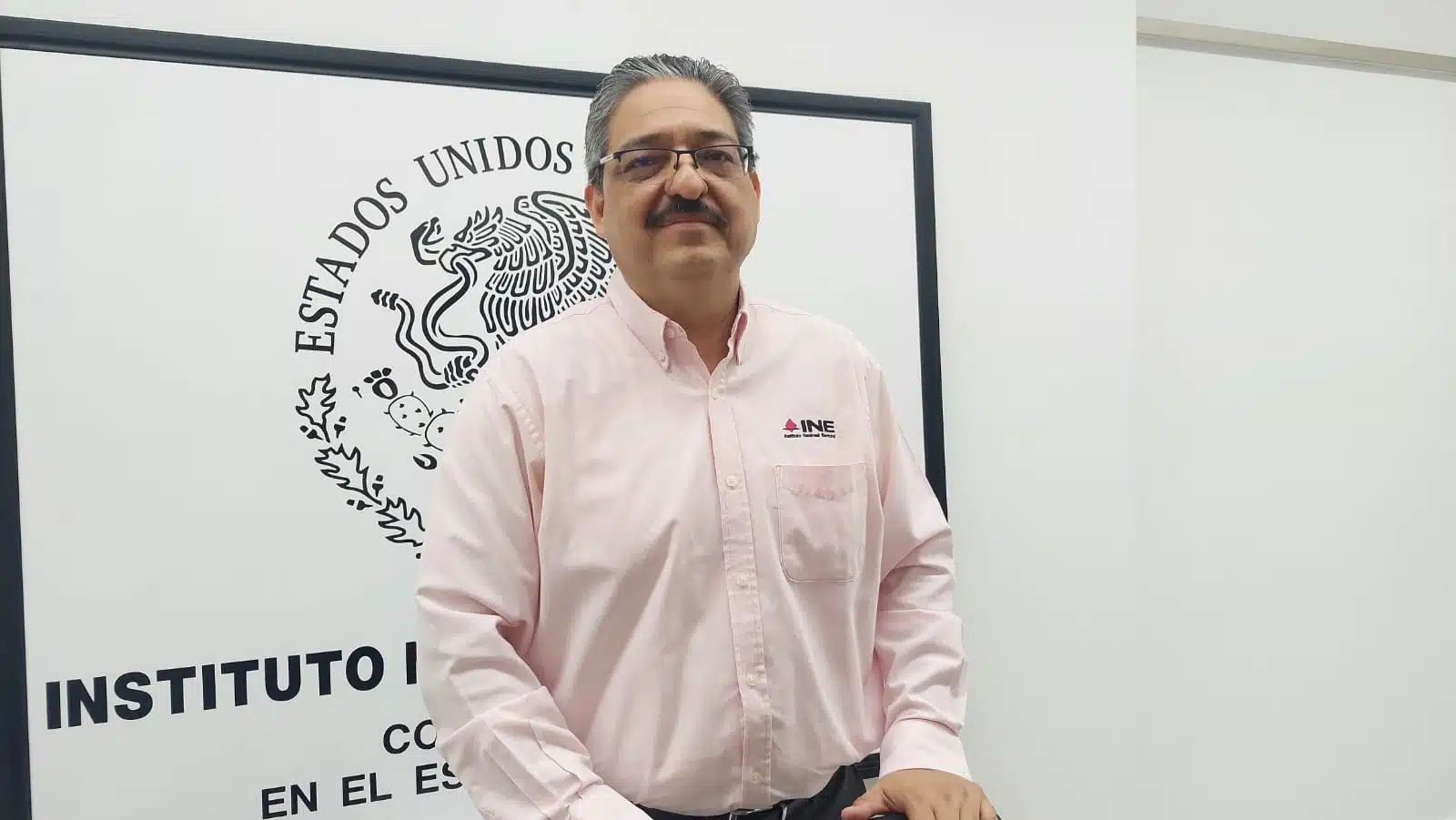 Jorge Luis Ruelas Miranda en rueda de prensa