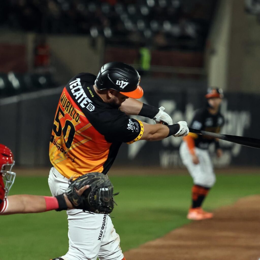 Naranjeros de Hermosillo se emparejan con Venados de Mazatlán en estadio de Sonora.