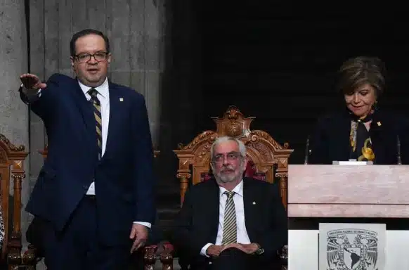 Leonardo Lomelí toma protesta como rector de la UNAM