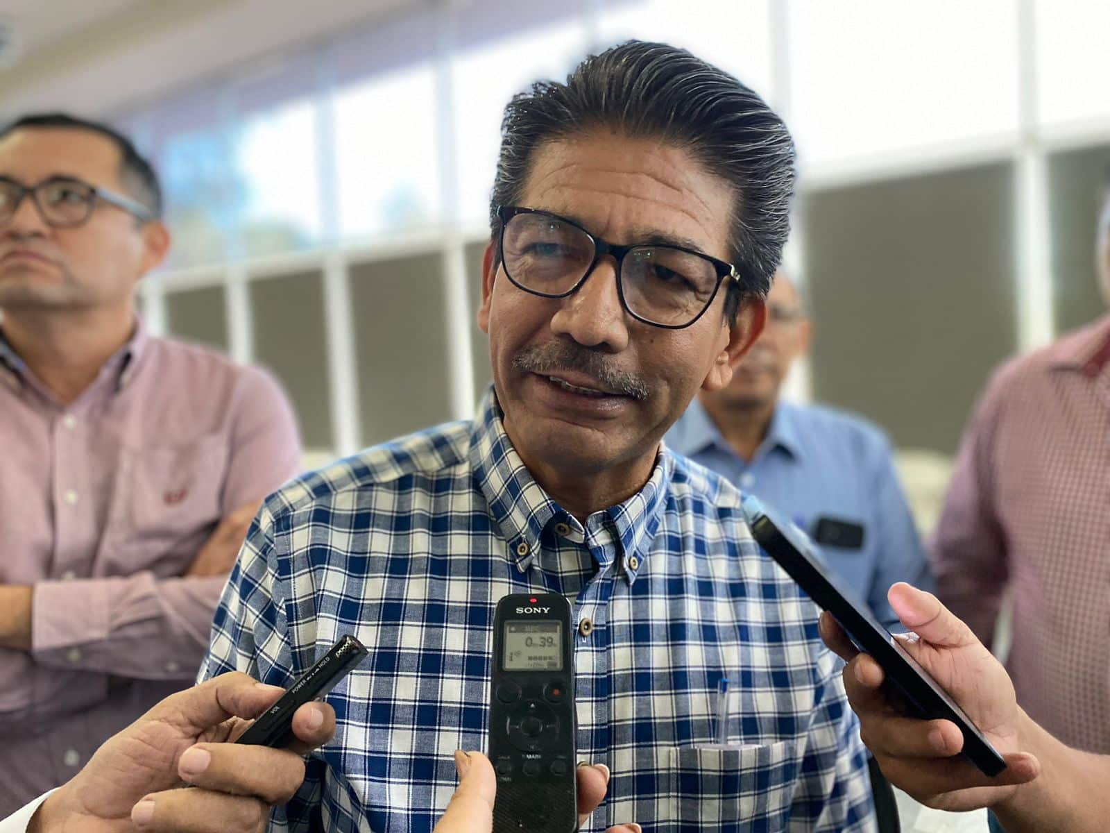 Martín Ahumada Quintero, alcalde de Guasave, en entrevista con medios de comunicación