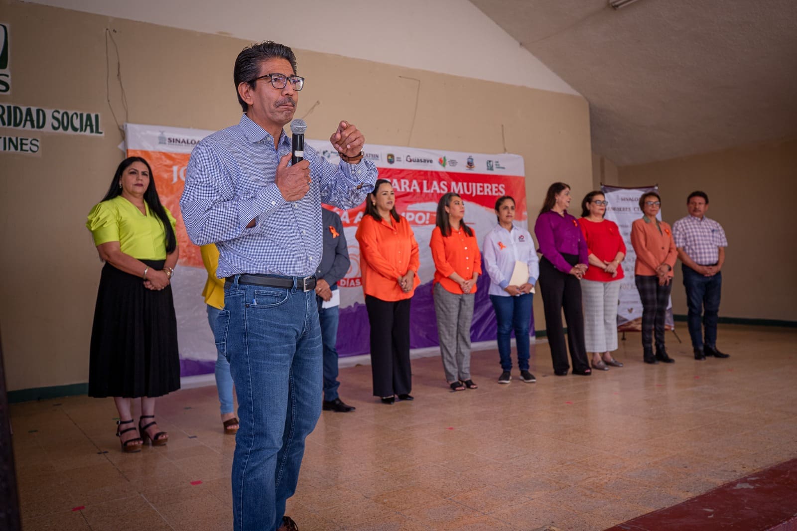 Evento por el marco de la jornada de atención que organizó la Secretaría de las Mujeres y el Cepavif en Ruiz Cortines