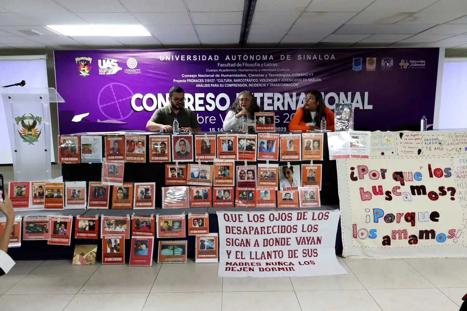 Mesa de análisis desde el Congreso Internacional Sobre Violencias 2023 que organiza la Facultad de Filosofía y Letras de la Universidad Autónoma de Sinaloa (UAS)