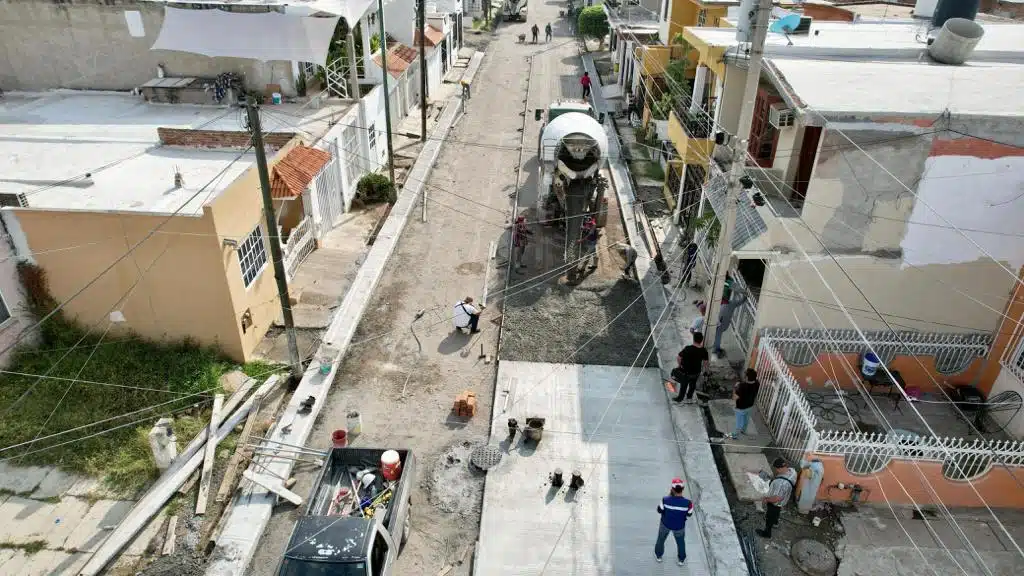 Pavimentación de calle en Mazatlán