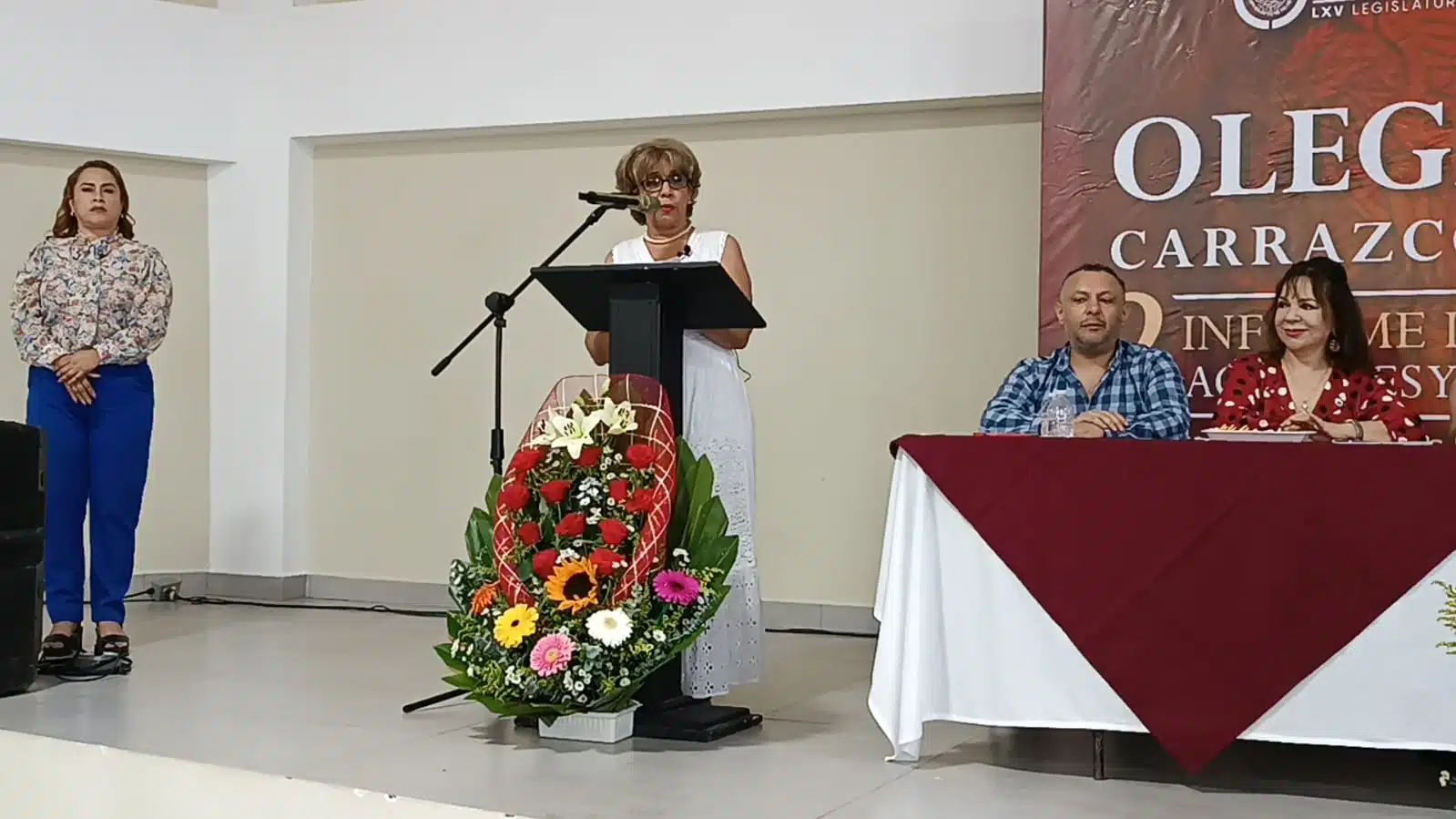 Olegaria Carrazco Macías en su su segundo informe de actividades