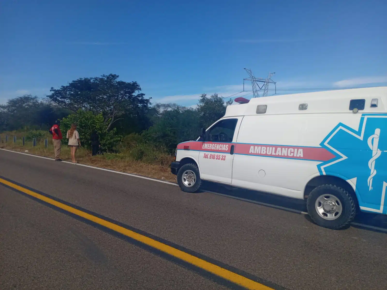 Encuentran sin vida a motociclista por la carretera estatal Villa Unión-Concordia