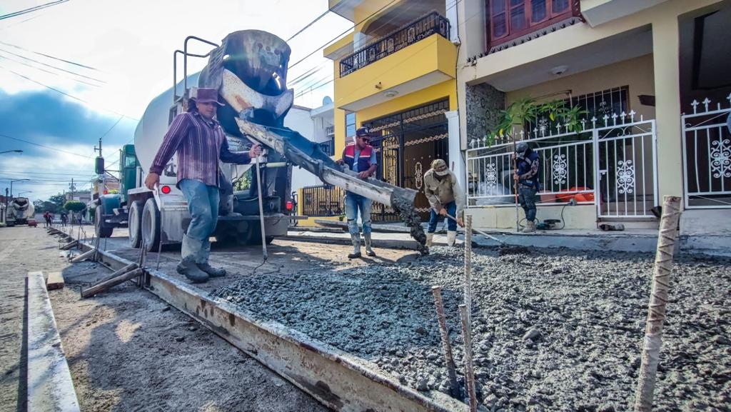 Pavimentación de calle en Mazatlán