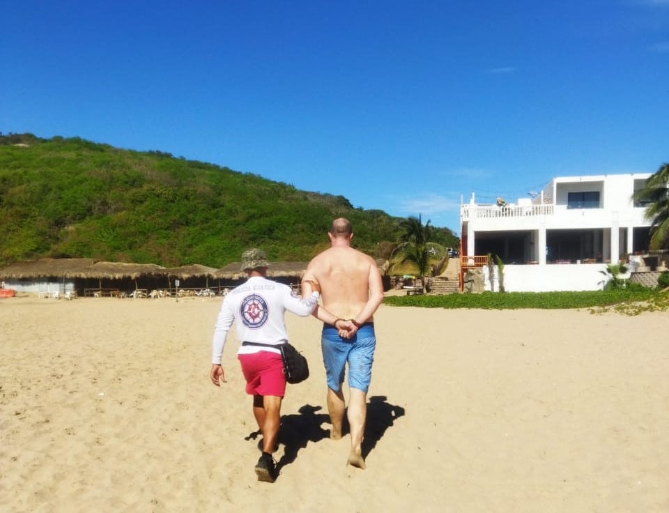 Turista canadiense detenido en la Playa Brujas
