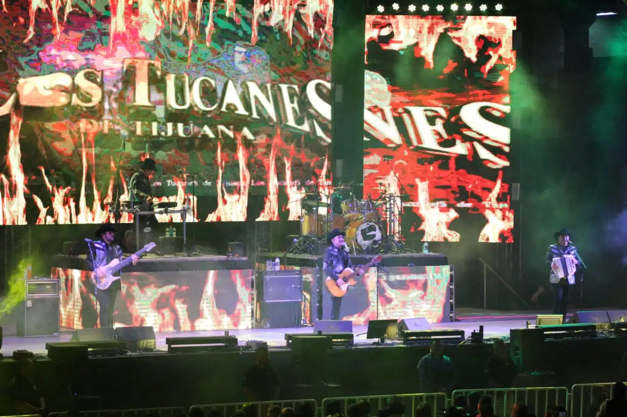 Los Tucanes de Tijuana en concierto