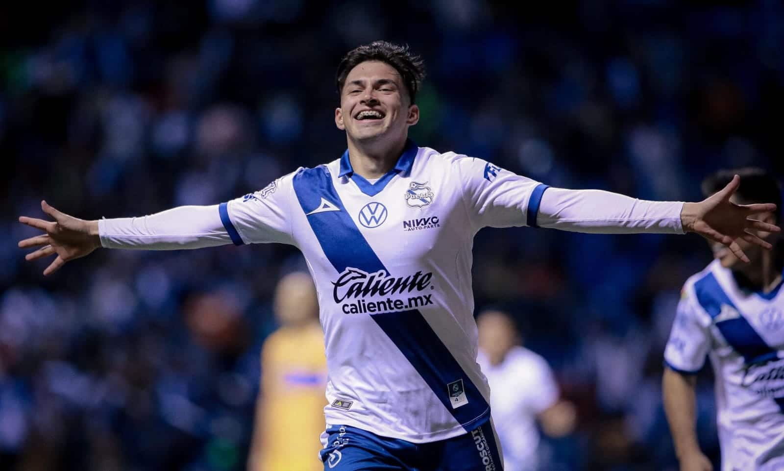Puebla y Tigres dieron un espectáculo futbolístico en su duelo de ida