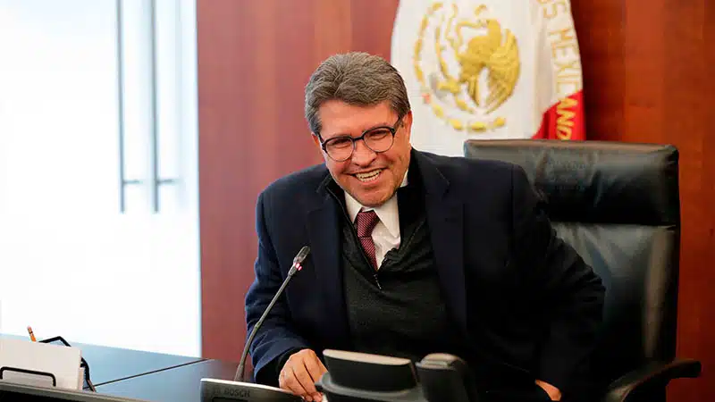 Ricardo Monreal anuncia su reincorporación al Senado