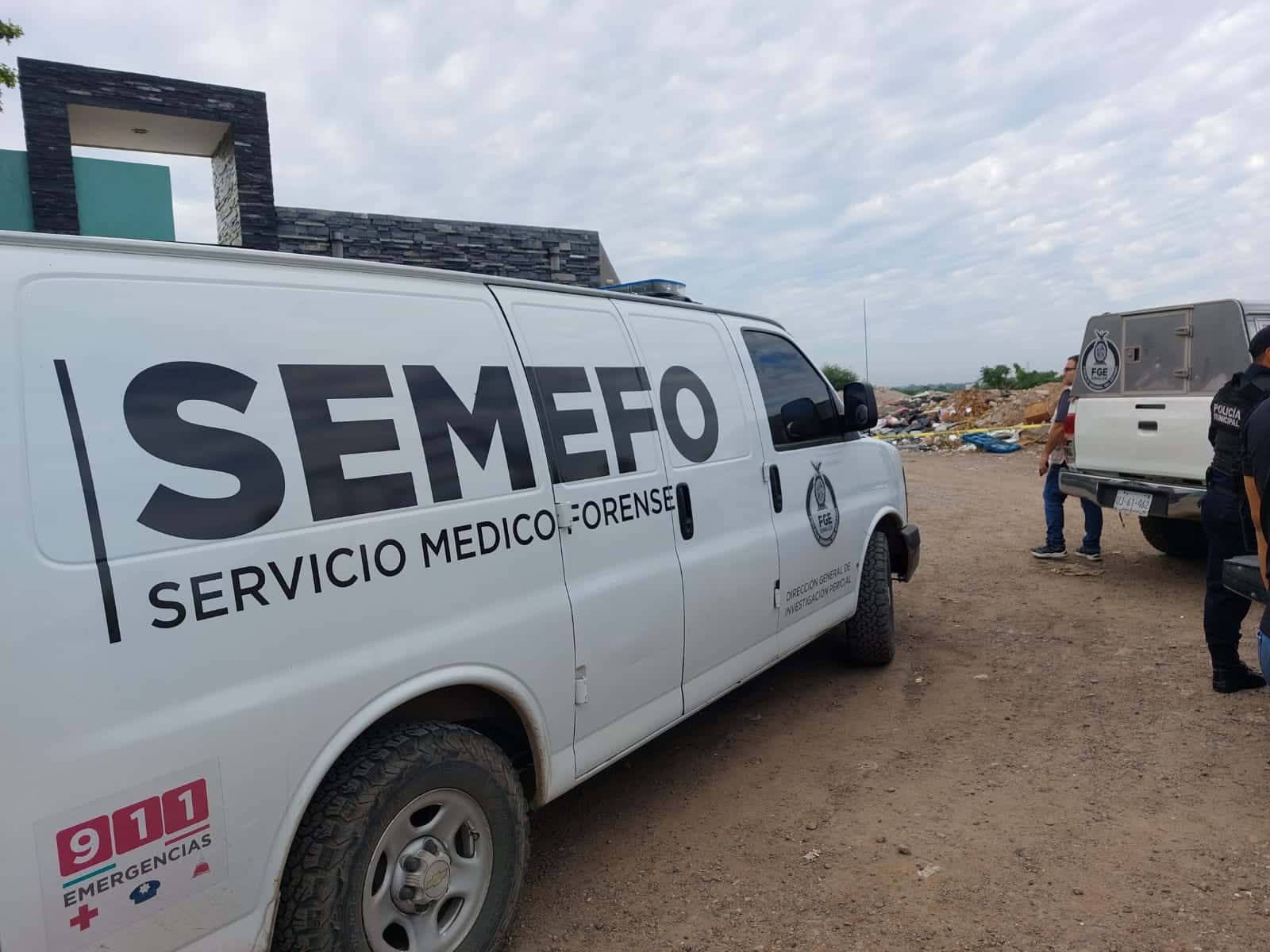 SEMEFO en un basurero clandestino en Culiacán