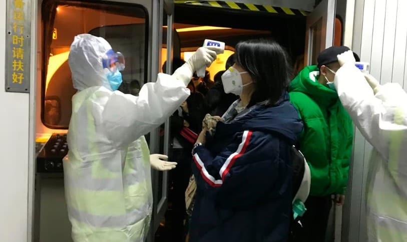 OMS desaconseja restringir viajes a China