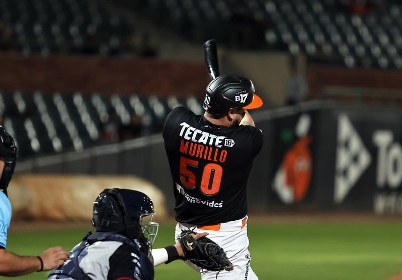Batea el tijuanense Agustín Murillo en noche de cinco producciones en Hermosillo