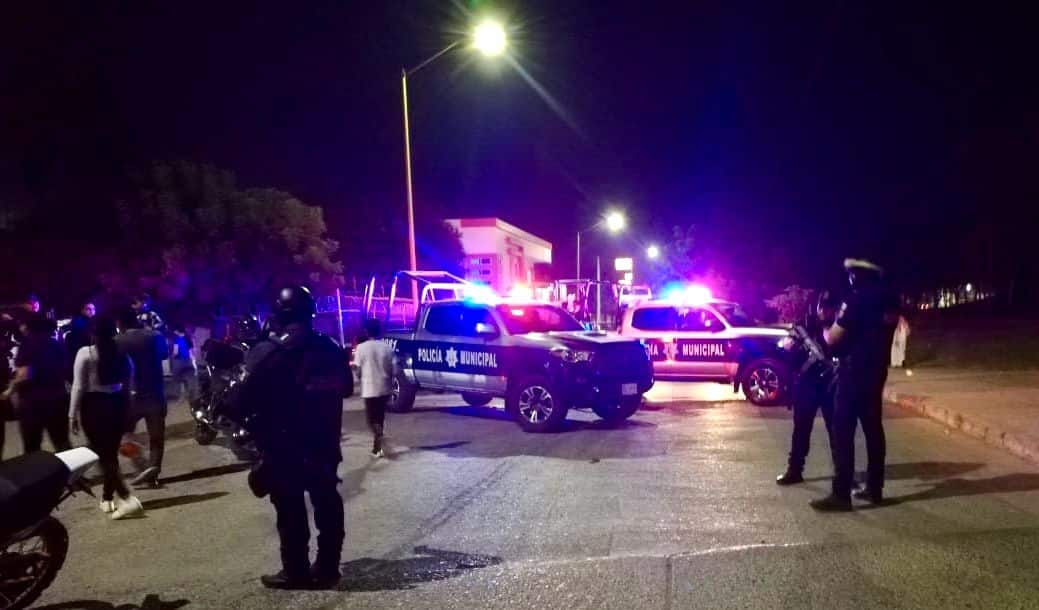 ¡Vestidos de payasos! Delincuentes roban a mano armado motocicleta en Culiacán