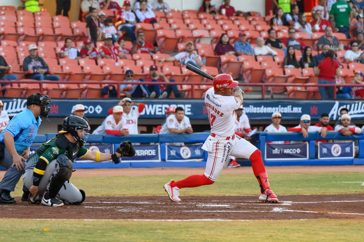 Reynaldo Rodríguez produjo la primera carrera de los Águilas de Mexicali