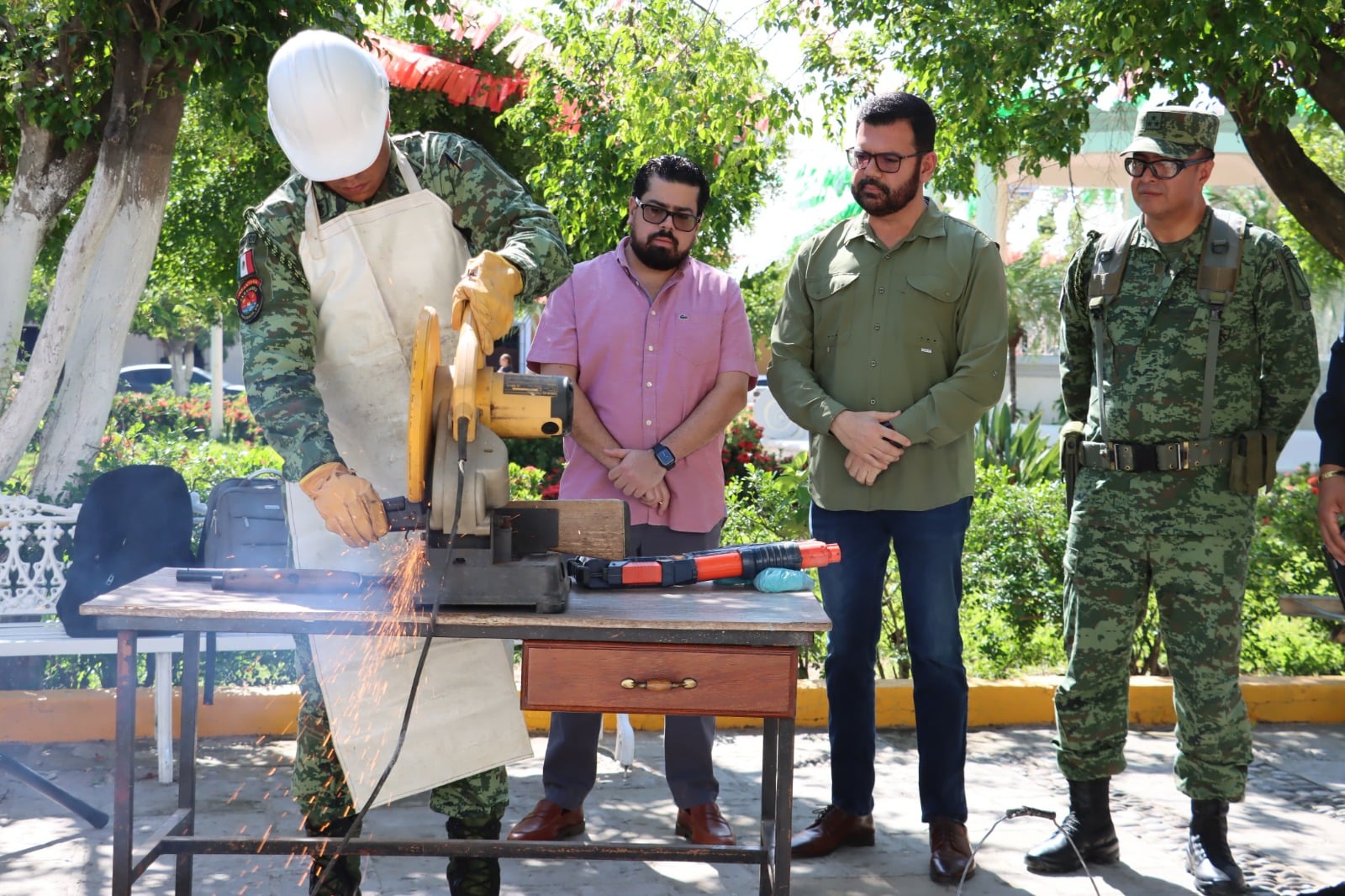 Van 28 armas canjeadas en Cosalá, Concordia y San Ignacio; recibieron 136 mil pesos a cambio