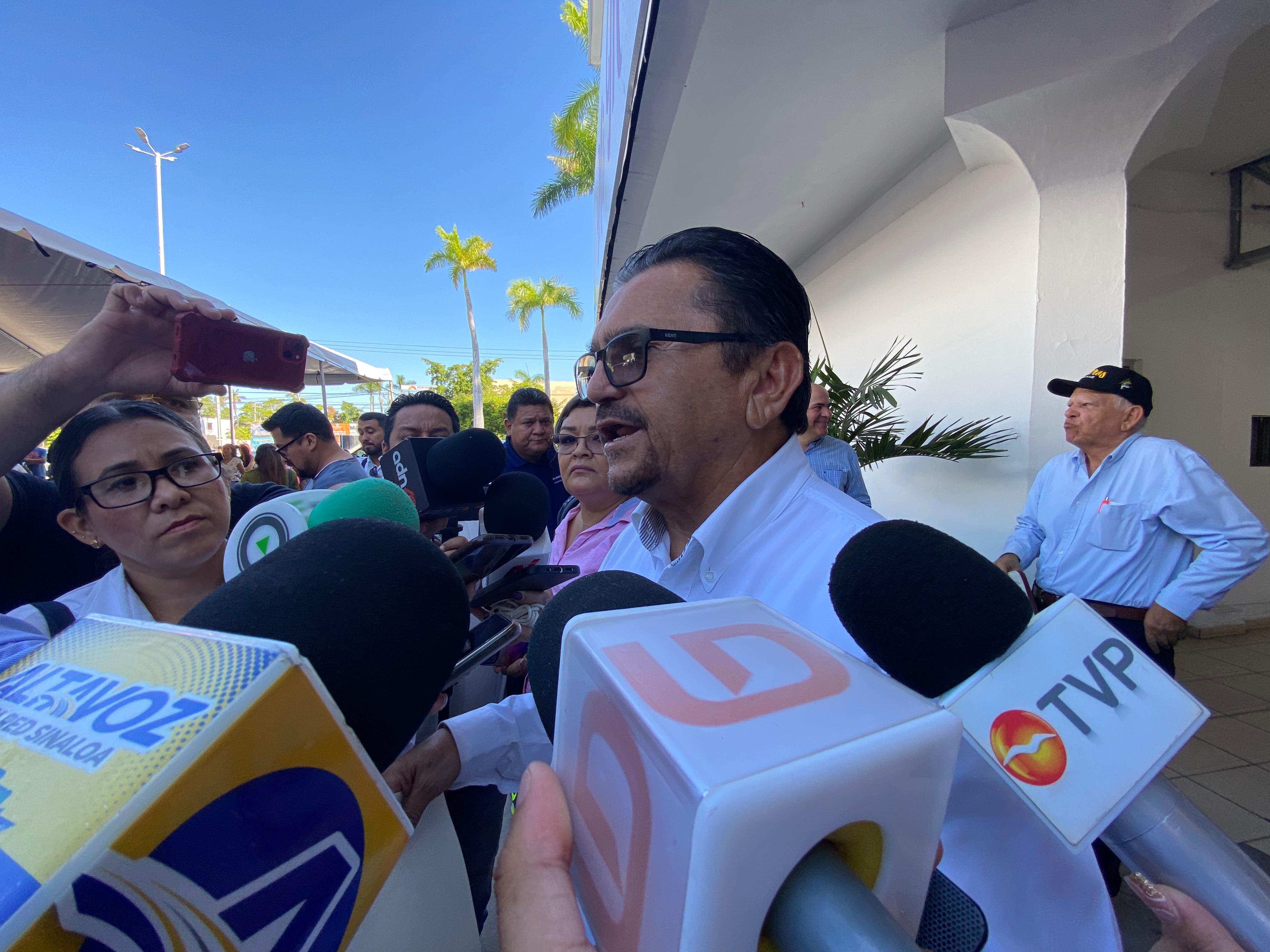 El profesor, Sixto Javier Rosas
