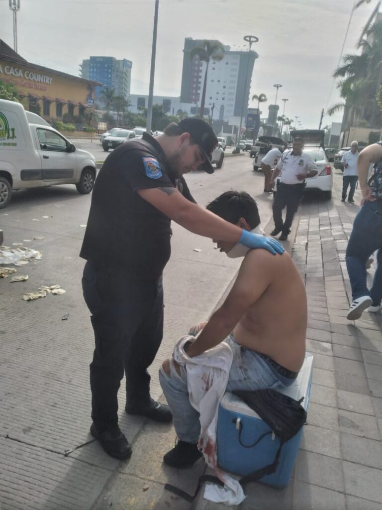 Las personas lesionadas fueron atendidas por paramédicos