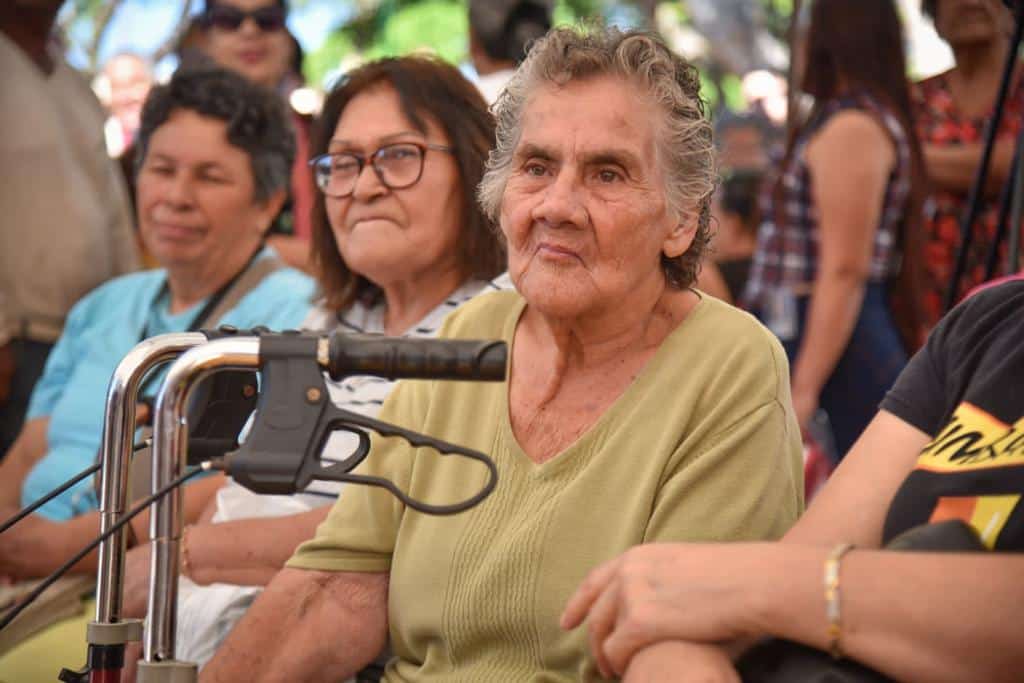 Las autoridades de Ahome acercaron los servicios a las familias que lo necesitan, sin la necesidad de trasladarse a Palacio Municipal.