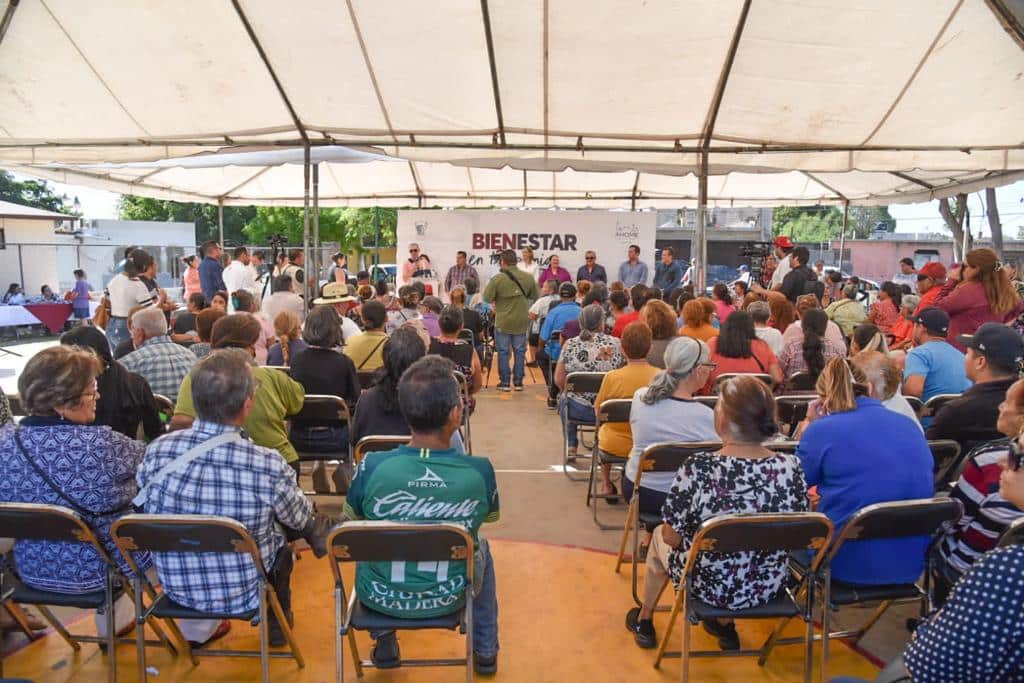 Las autoridades de Ahome acercaron los servicios a las familias que lo necesitan, sin la necesidad de trasladarse a Palacio Municipal.