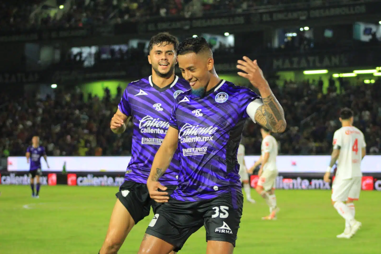 Con un “zapatazo” del capitán ecuatoriano Jefferson Intriago, Mazatlán FC derrotó 1-0 a Toluca
