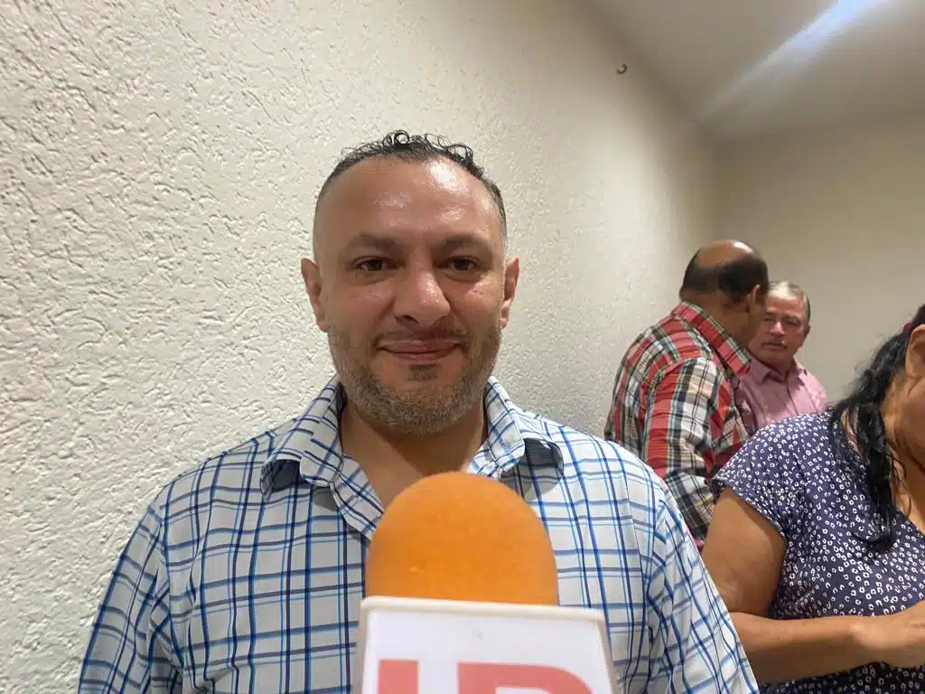 diputado federal Leobardo Alcántara Martínez