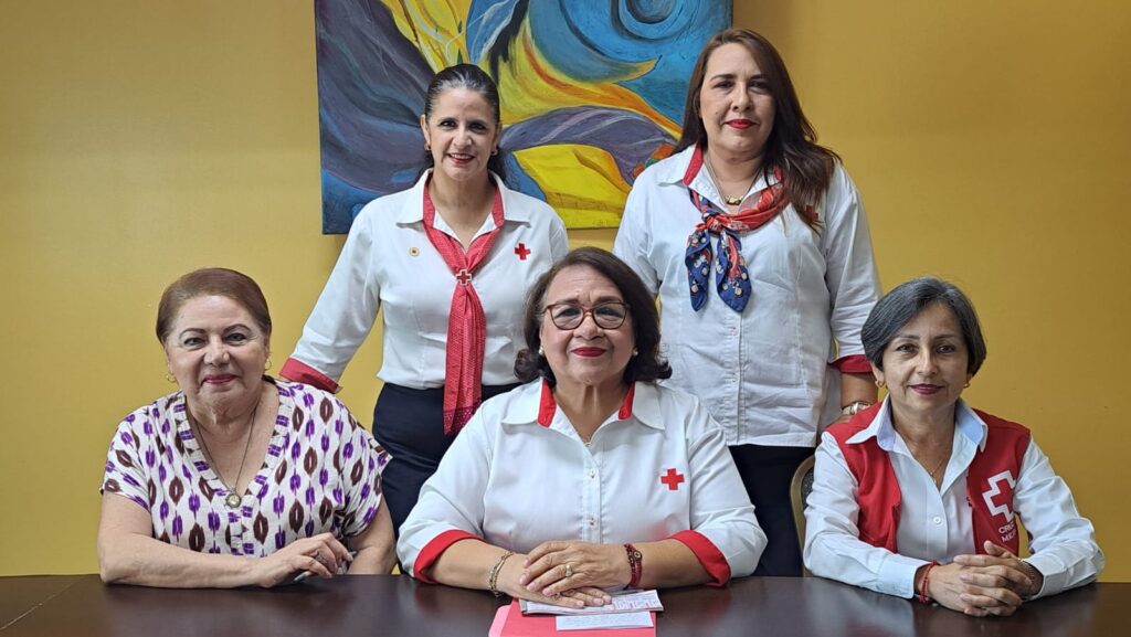 Damas Voluntarias de Cruz Roja Mazatlán invitan a su desayuno pre baile navideño con causa