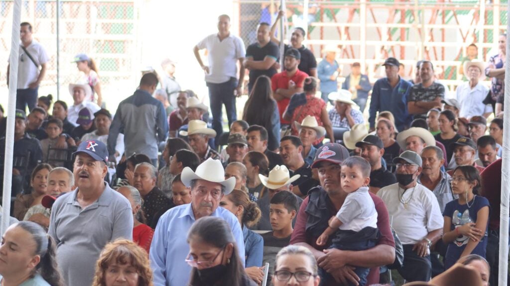 José Paz López Elenes, agradeció y celebró la visita del Presidente Andrés Manuel López Obrador a la cabecera municipal