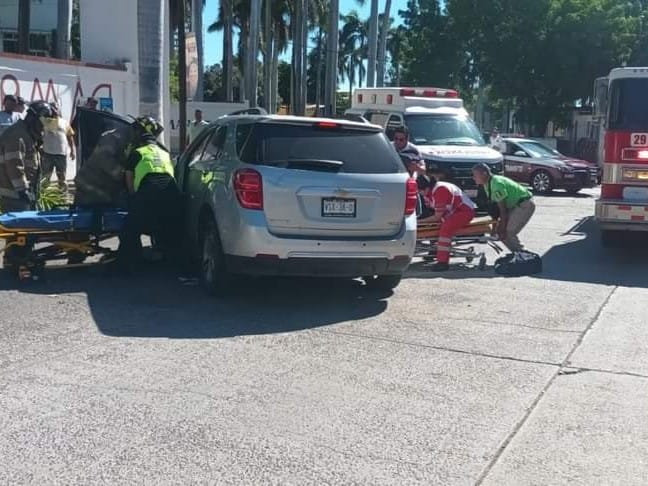 Choque en Los Mochis durante este domingo