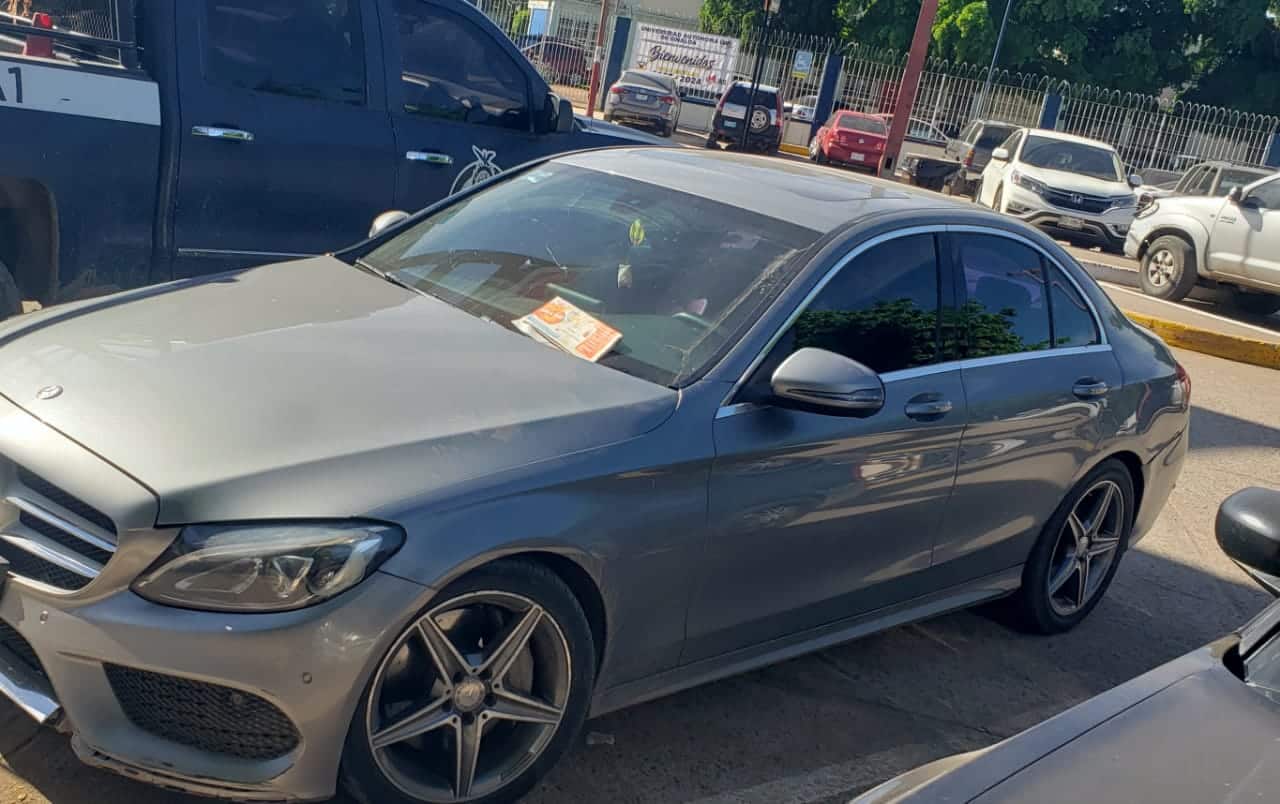 Hallazgo de vehículo con reporte de robo