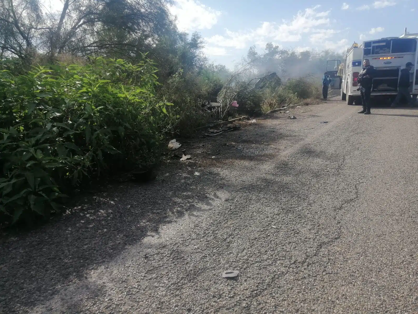 Bomberos en zona de accidente