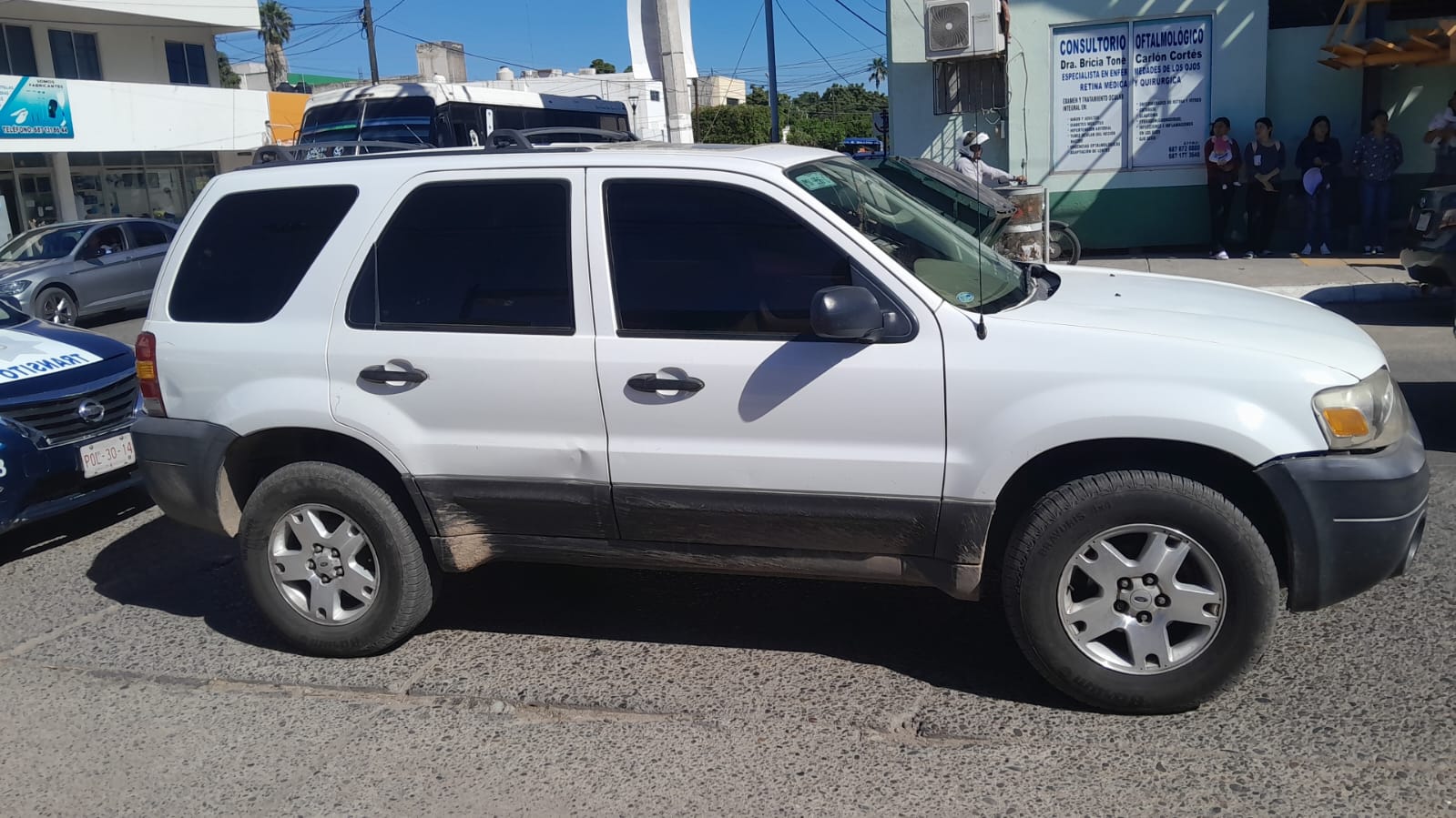 Camioneta accidentada en Guasave contra una motocicleta.