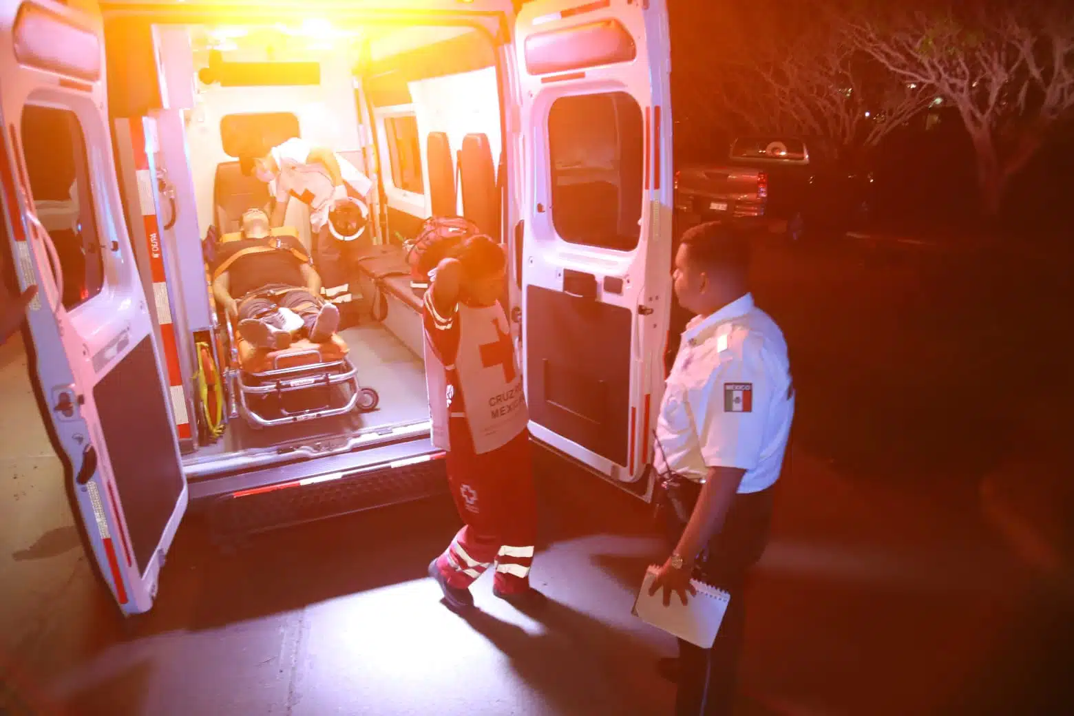 Ambulancia en el lugar del accidente.
