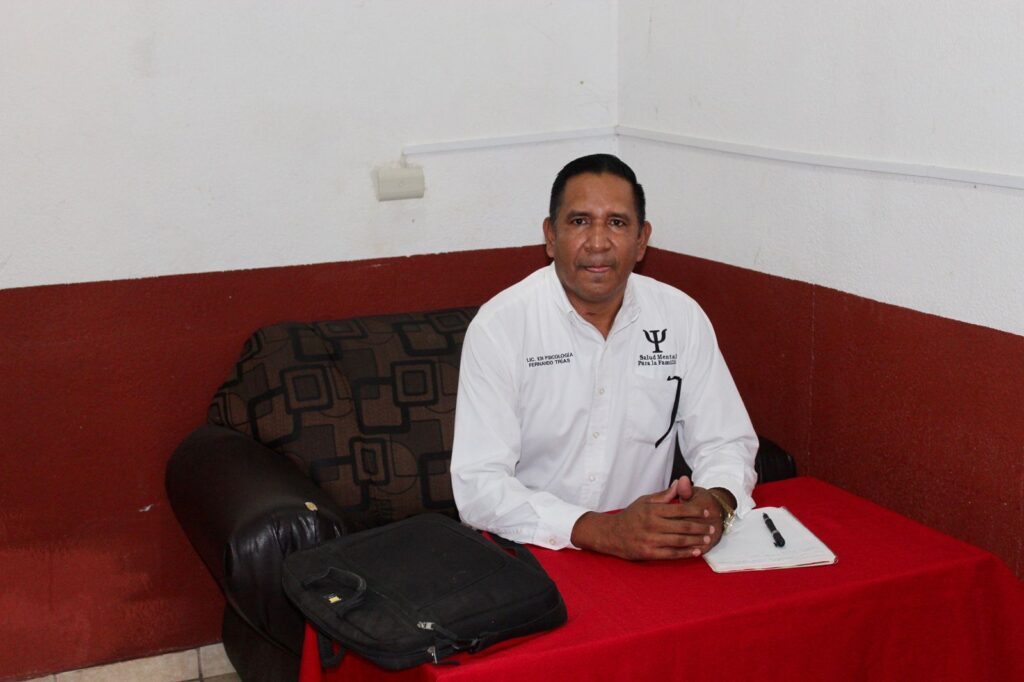Fernando Trillas, psicólogo de la comunidad terapéutica Valle Verde