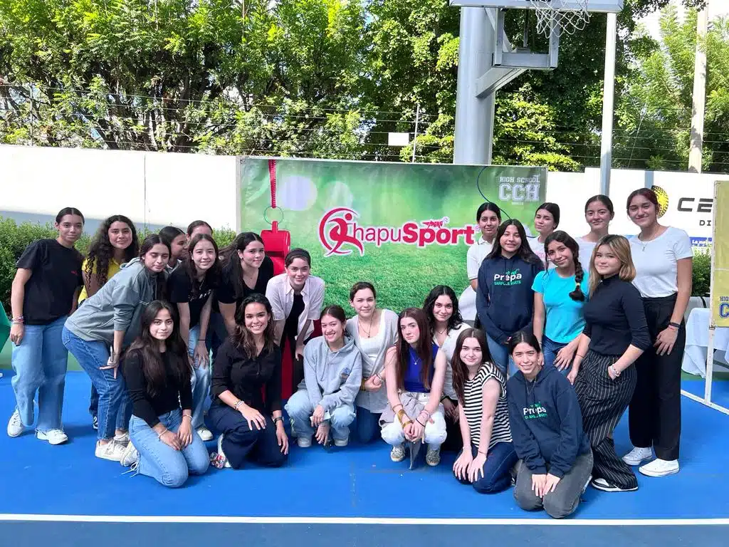 Alumnas de colegio Chapultepec.