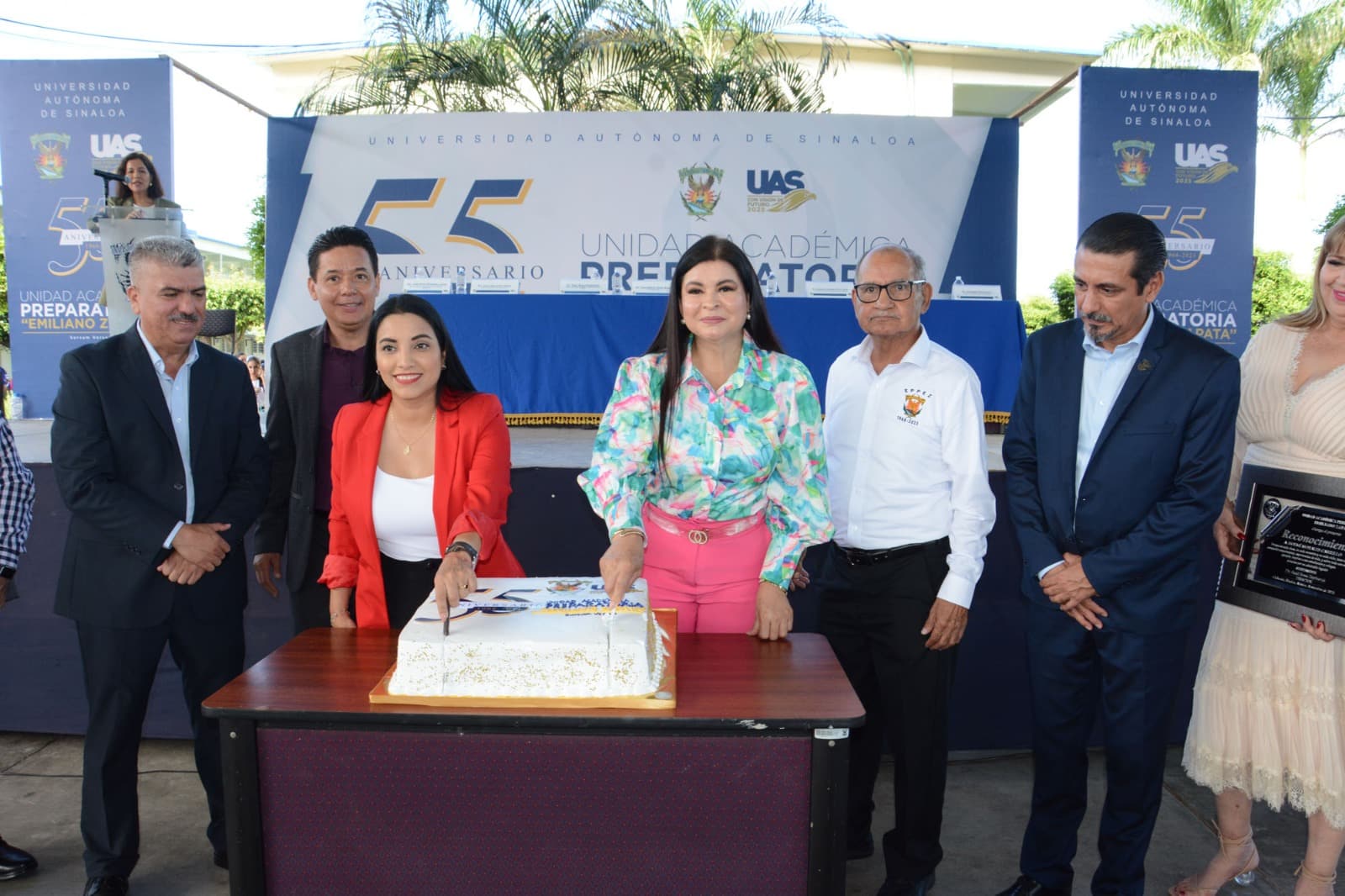 Celebración del 55 aniversario de la preparatoria Emiliano Zapata