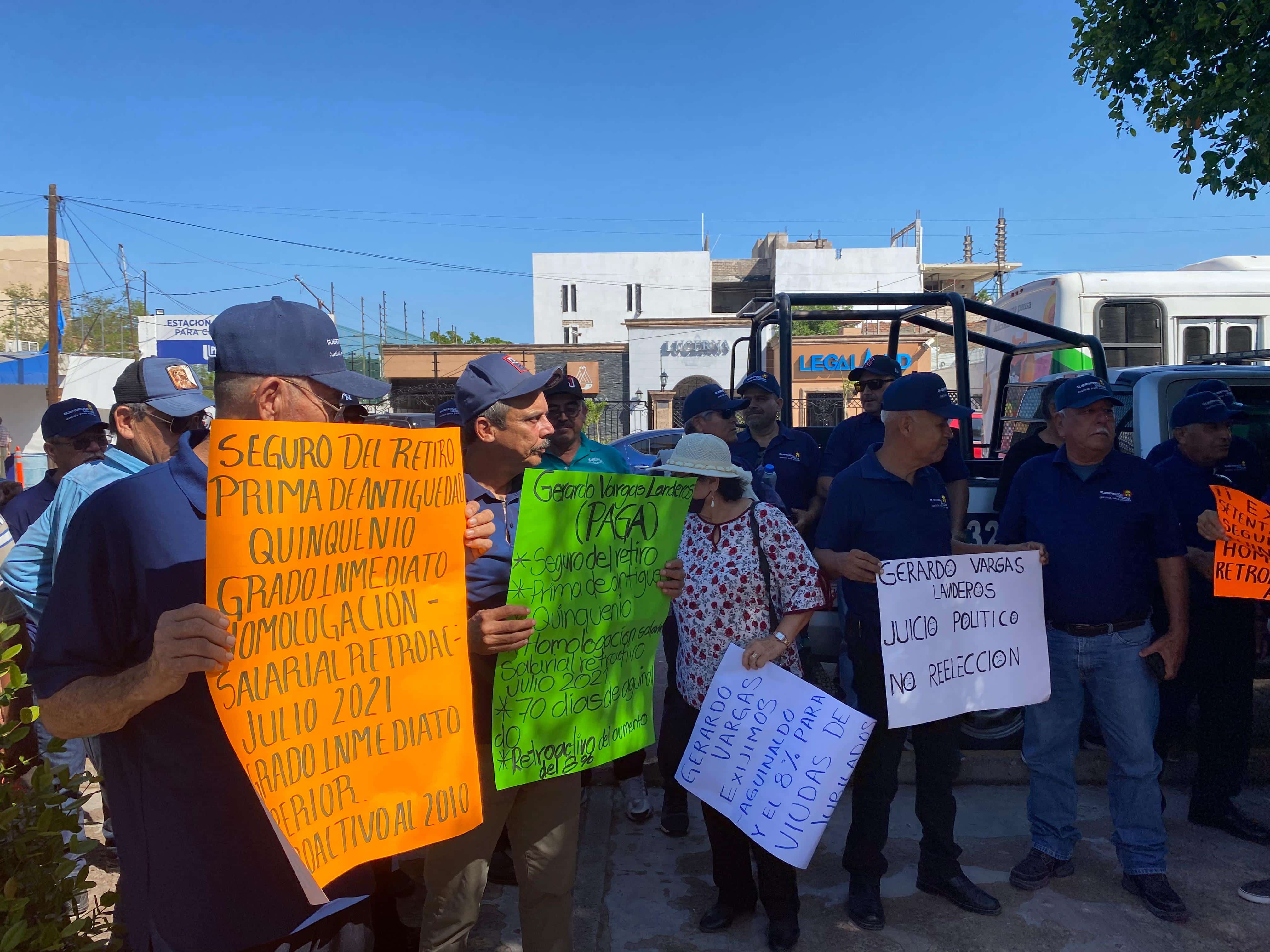 Manifestación de policías jubilados y 