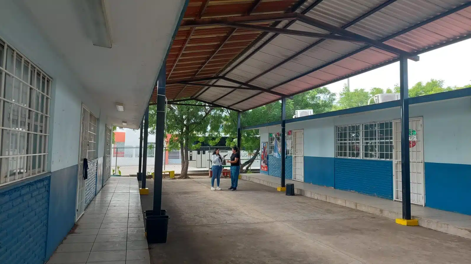 escuela Eduardo Caldera de Culiacán