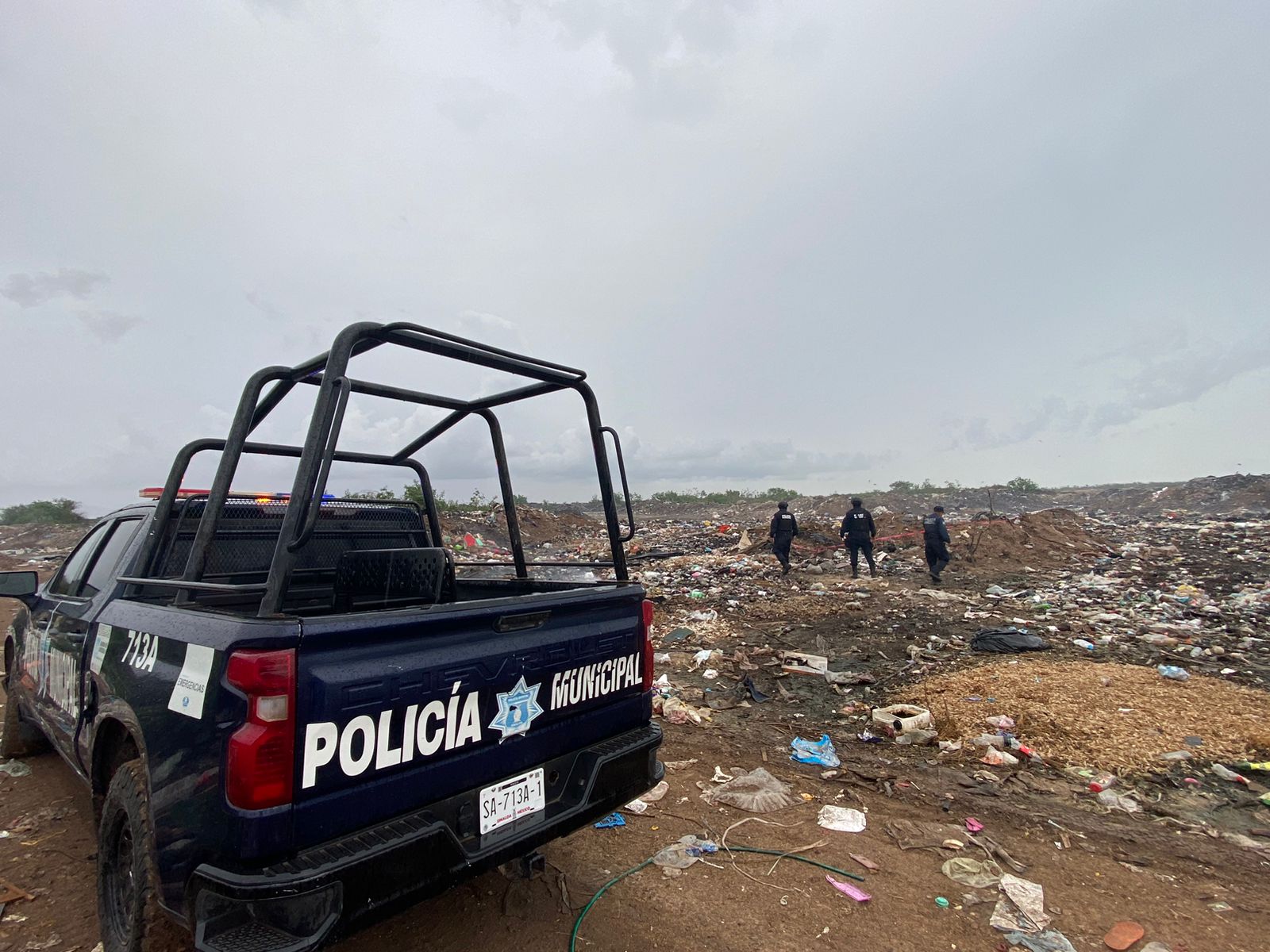 Policía Municipal en el basurón de la sindicatura de La Reforma