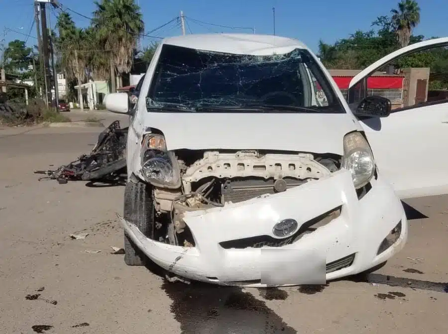 Toyota, línea Yaris con daños en la carrocería