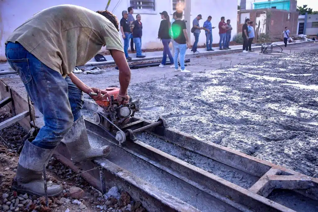 Pavimentación de calle en Mazatlán