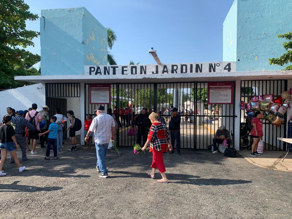 Panteón de Mazatlán.