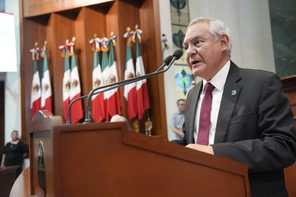 Profesor Ramón Jiménez López, director General del Tecnológico Nacional de México