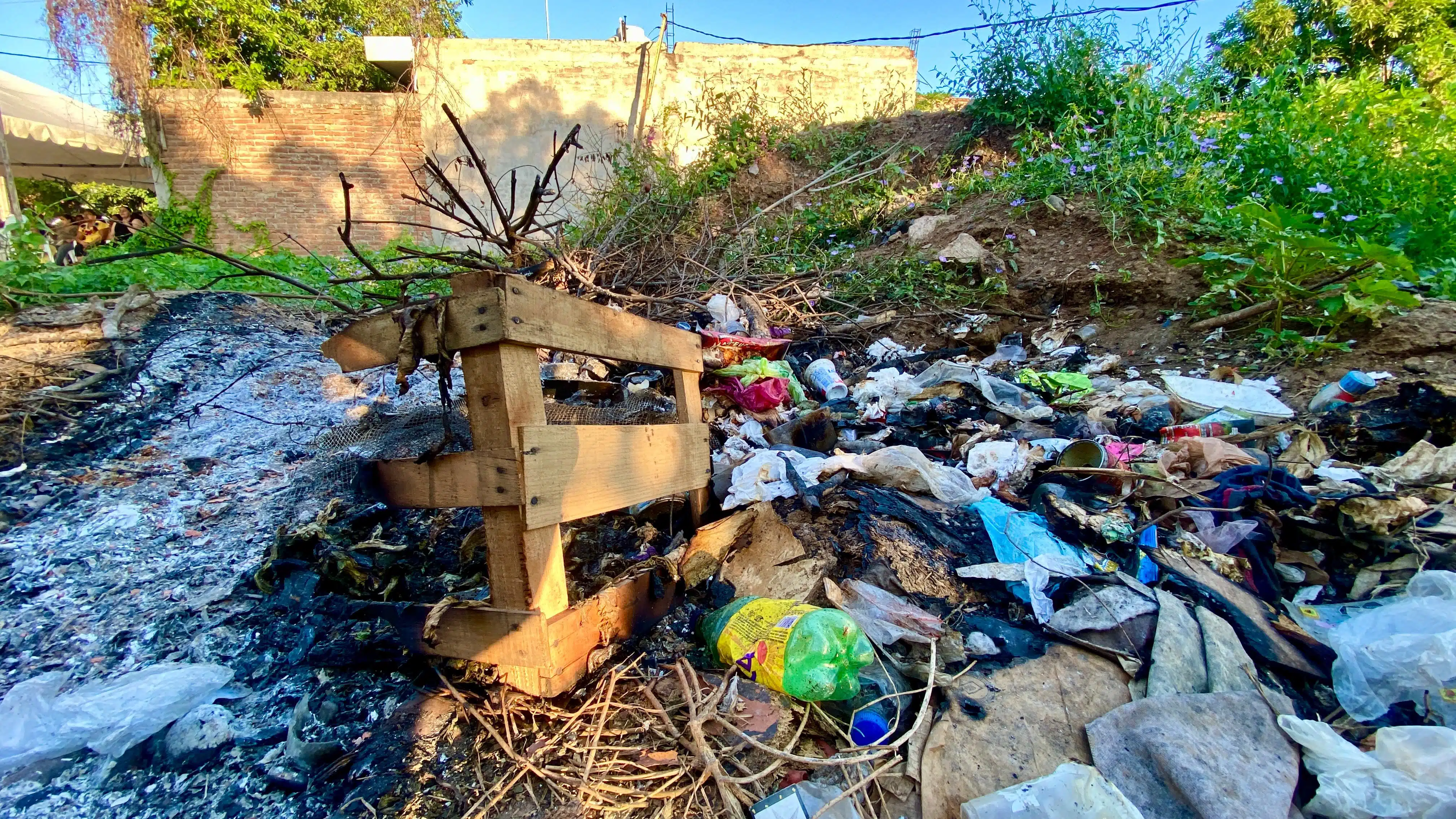 Multas por quemar basura en Mazatlán.