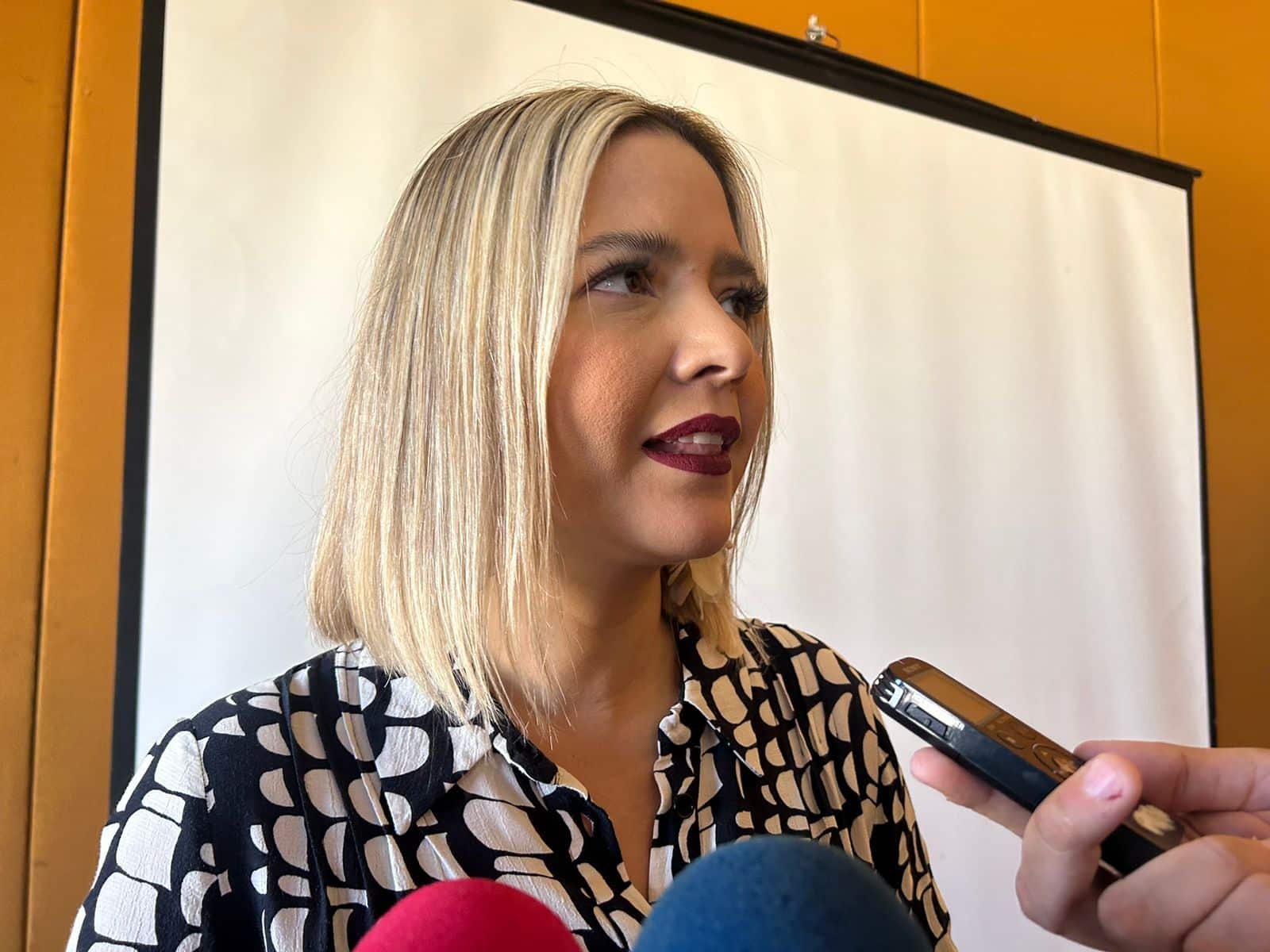 Titular de la Secretaría de Turismo, Estrella Palacios Domínguez,
