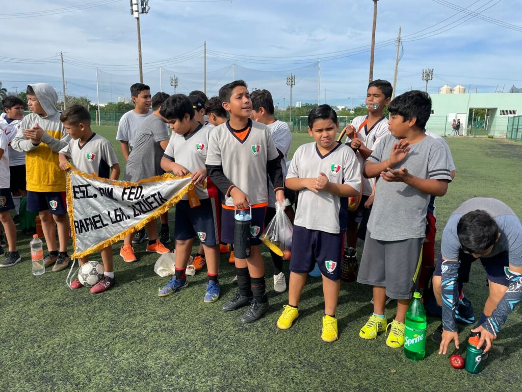 Torneo de futbol en Mazatlán