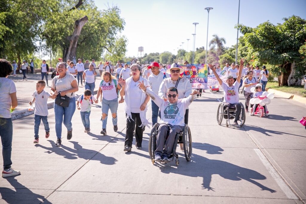 Carrera de colores por el Día Internacional de Personas con Discapacidad
