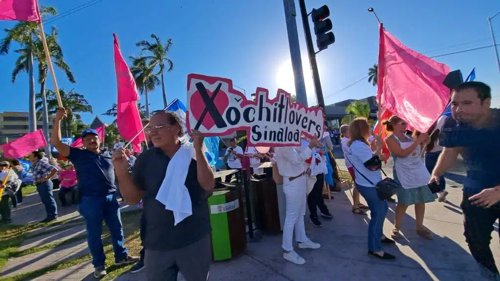 Movilización de “Xochitlovers” en Culiacán